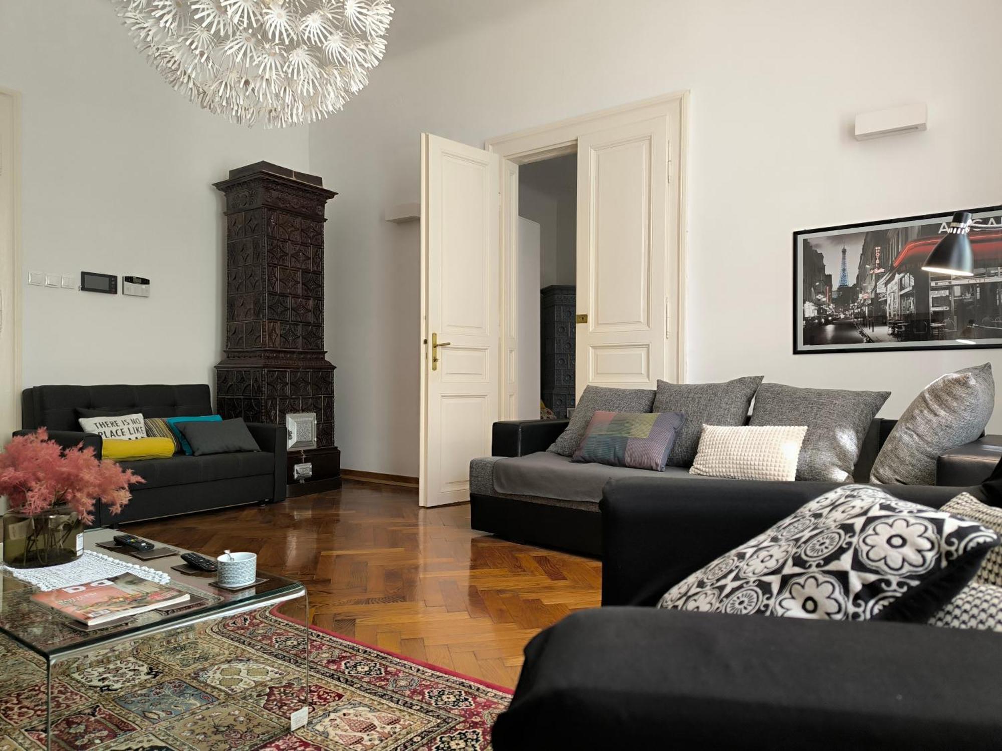 Konzul -Top Apartment, Strict Center, Parking Osijek Exterior photo